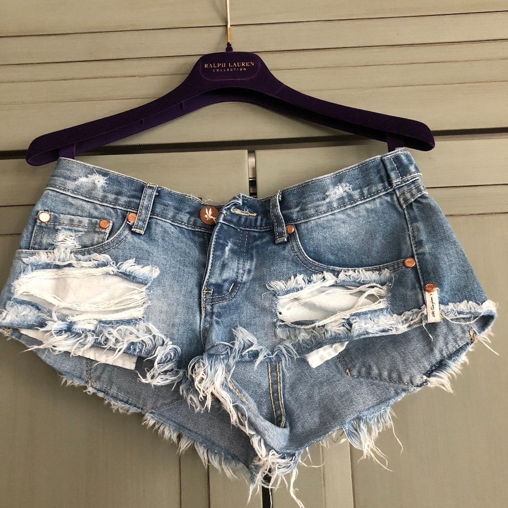 One Teaspoon Distressed Light Blue Denim Jean Shorts